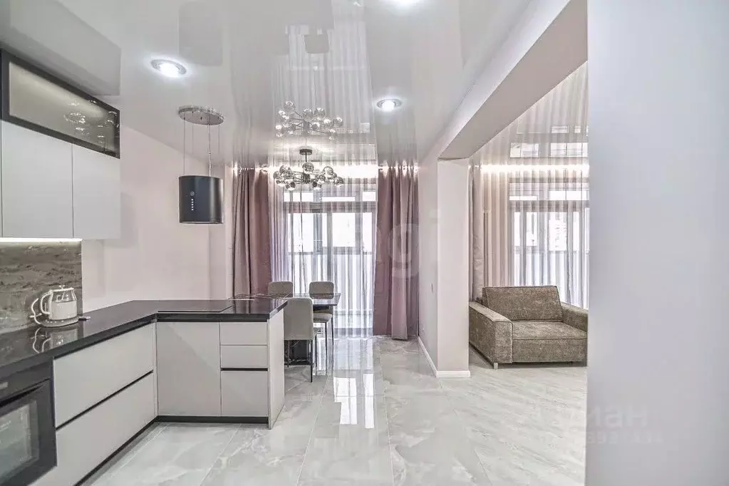 3-к кв. Сахалинская область, Южно-Сахалинск ул. Имени Н.Г. Смирнова, 3 ... - Фото 1