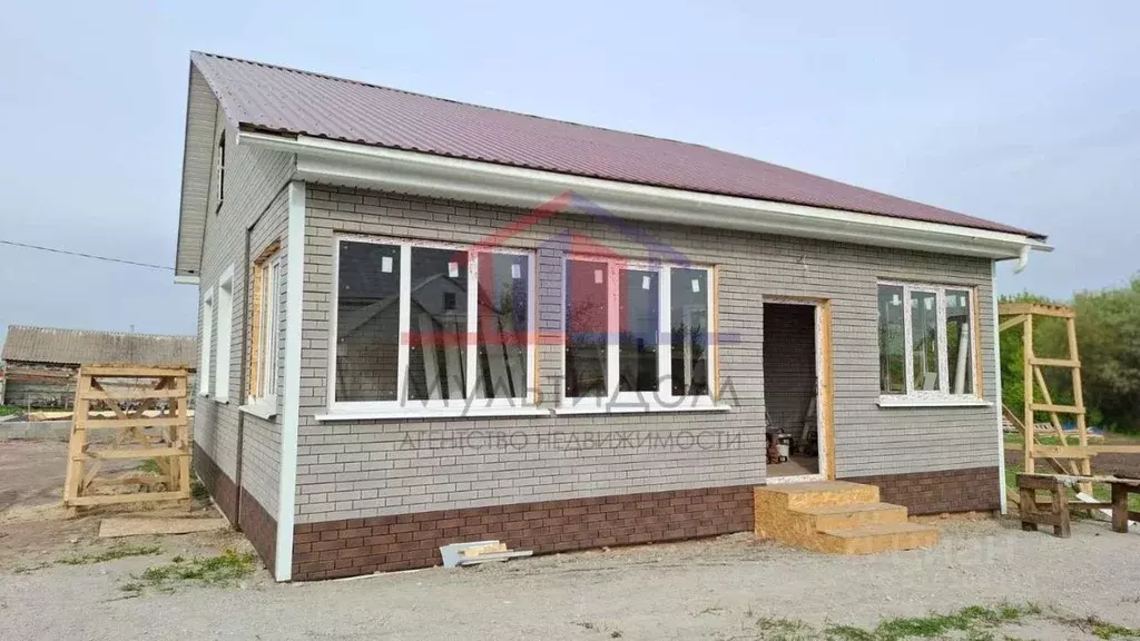 Коттедж в Белгородская область, Старооскольский городской округ, с. ... - Фото 0