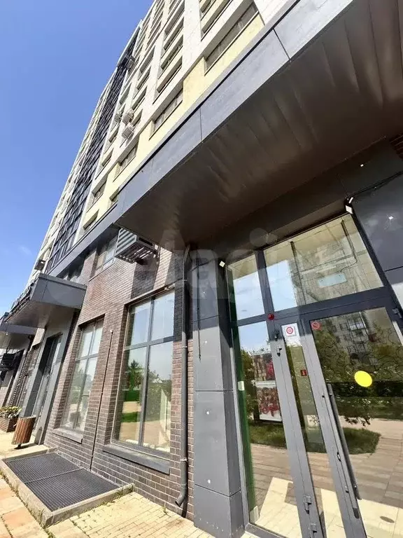 Продам торговое помещение, 150 м - Фото 0
