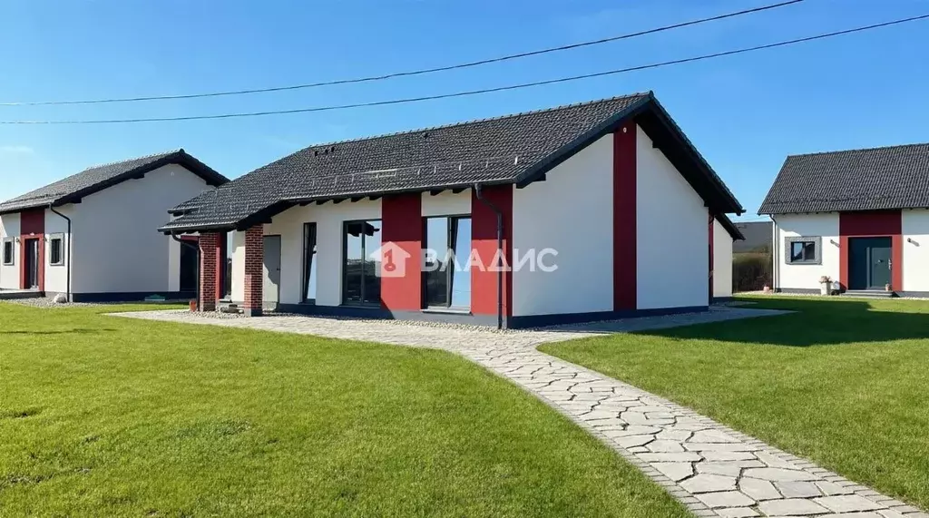 Дом в Калининградская область, Гурьевский муниципальный округ, пос. ... - Фото 1