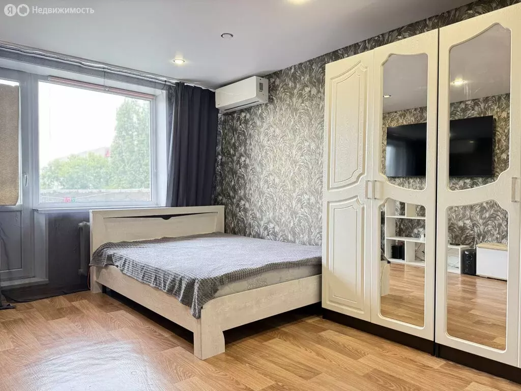 3-комнатная квартира: Энгельс, улица Тельмана, 43 (62.4 м) - Фото 0