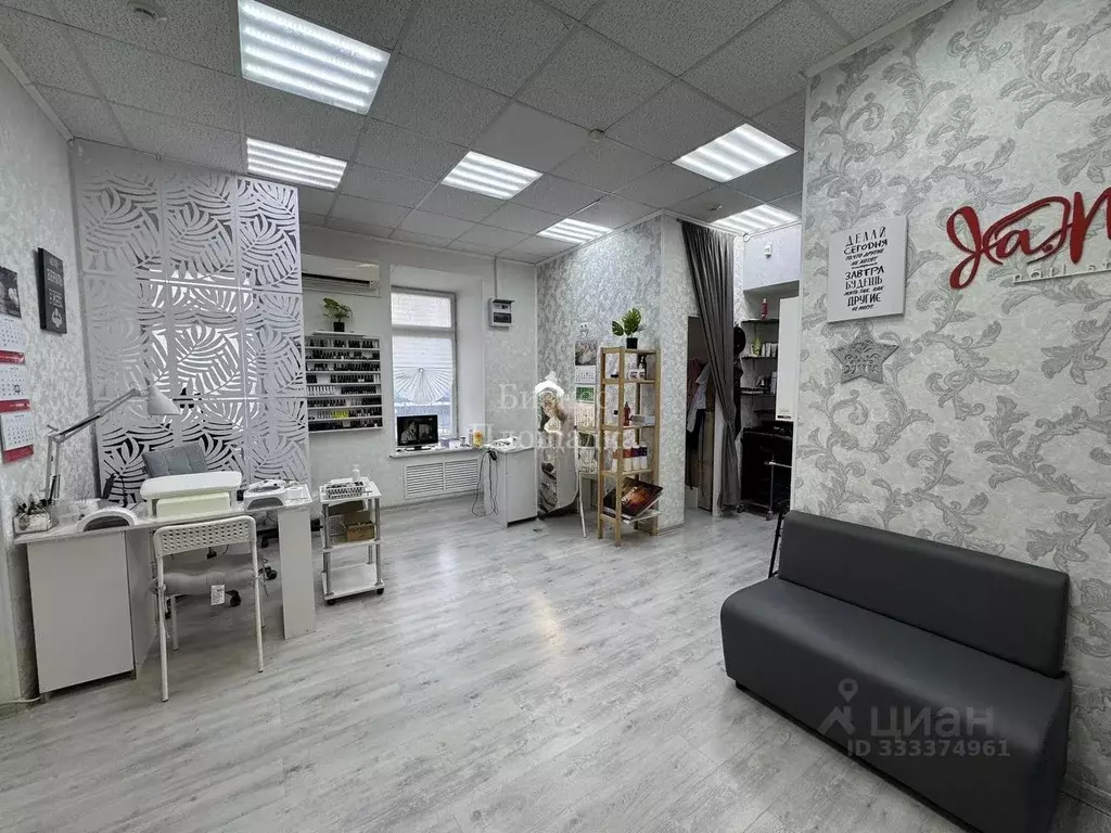 Офис в Ульяновская область, Ульяновск ул. Гончарова, 30 (30 м) - Фото 1