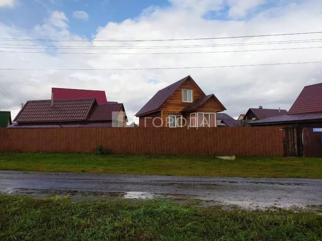 Дом в Алтайский край, Барнаул городской округ, с. Гоньба ул. ... - Фото 1