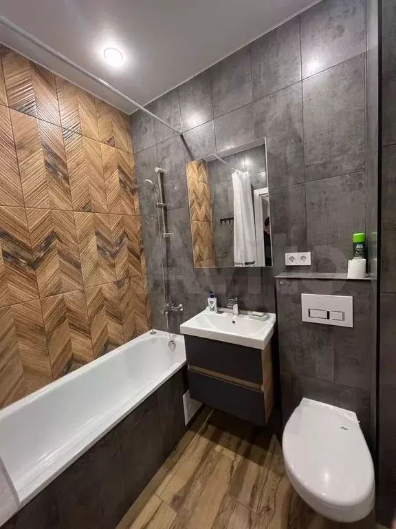 1-к. квартира, 42 м, 5/10 эт. - Фото 0