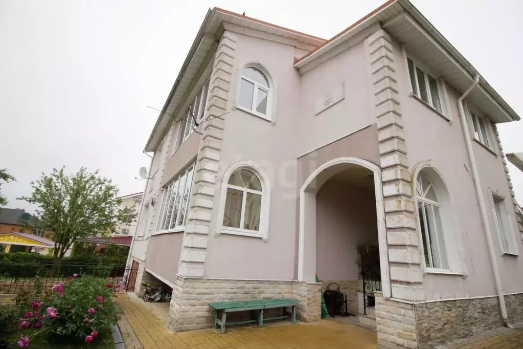 Дом в Калужская область, Калуга Осенняя ул., 30 (248 м) - Фото 0