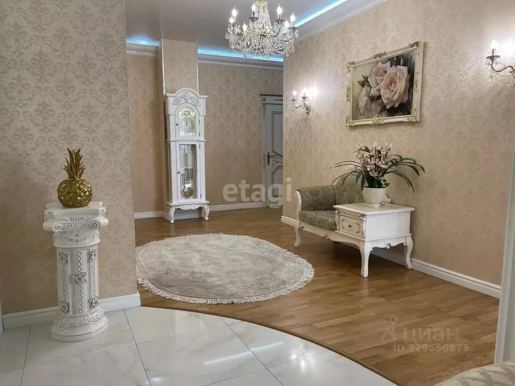 3-к кв. Тюменская область, Тюмень Севастопольская ул., 14 (169.6 м) - Фото 0