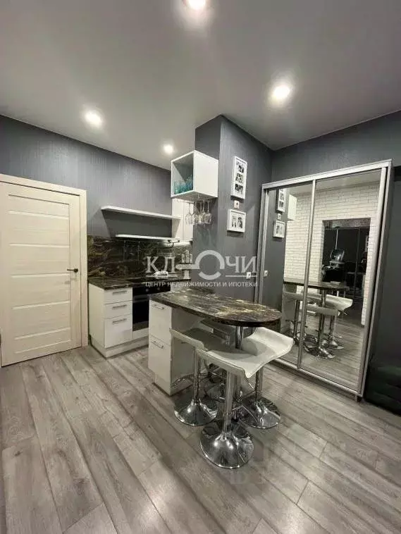 2-к кв. Иркутская область, Иркутский муниципальный округ, Маркова рп, ... - Фото 1