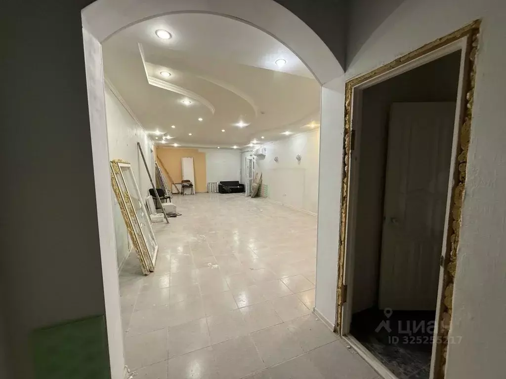 Помещение свободного назначения в Татарстан, Казань ул. Мулланура ... - Фото 1