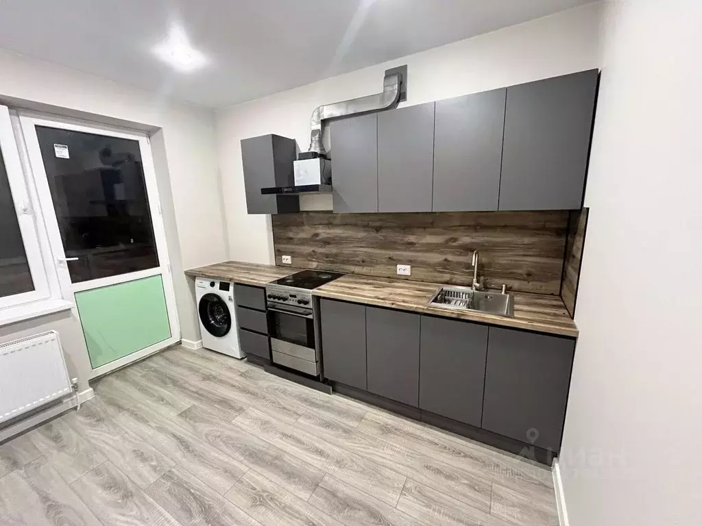 1-к кв. Адыгея, Тахтамукайский район, Старобжегокайское с/пос, Новая ... - Фото 1