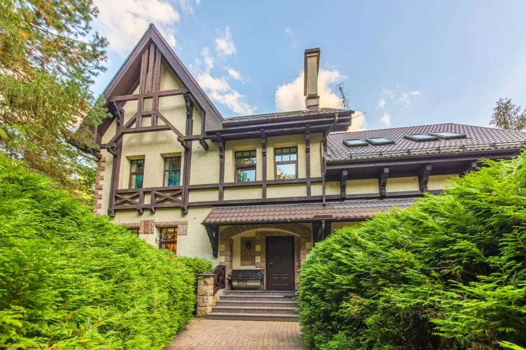 Коттедж в Санкт-Петербург Парголовский пер., 20 (380 м) - Фото 1