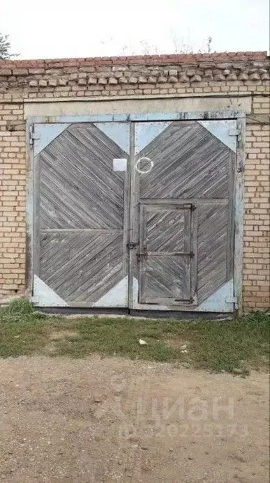 Гараж в Оренбургская область, Красногвардейский район, Плешановский ... - Фото 0
