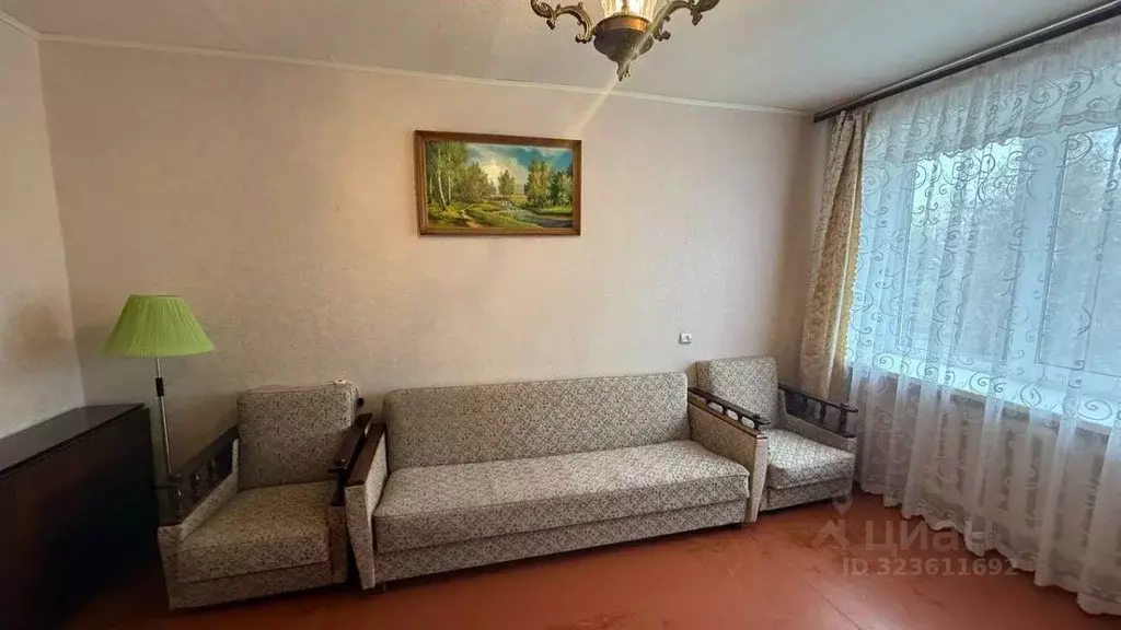 3-к кв. Брянская область, Брянск ул. Молодой Гвардии, 35 (62.1 м) - Фото 1