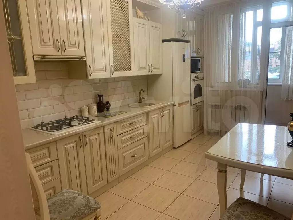 2-к. квартира, 62 м, 1/9 эт. - Фото 1