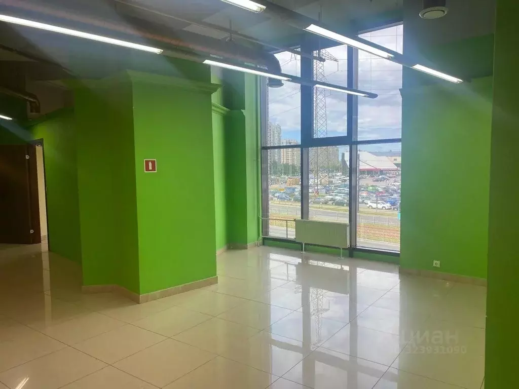 Торговая площадь в Санкт-Петербург Коломяжский просп., 15к2 (893 м) - Фото 2