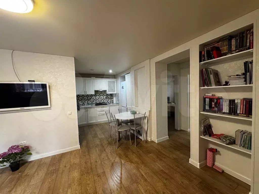 3-к. квартира, 65 м, 2/5 эт. - Фото 1