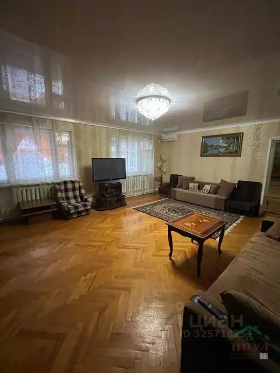 4-к кв. Астраханская область, с. Икряное ул. Олега Кошевого, 2А (109.2 ... - Фото 2