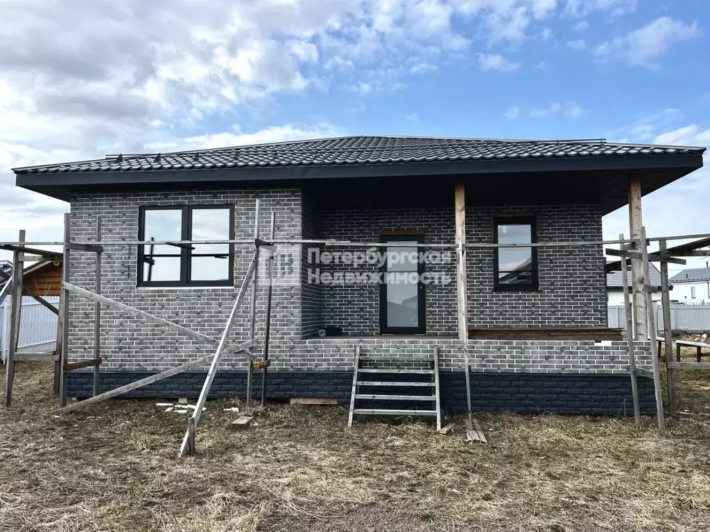 Дом в Ленинградская область, Ломоносовский район, Оржицкое с/пос, ... - Фото 1