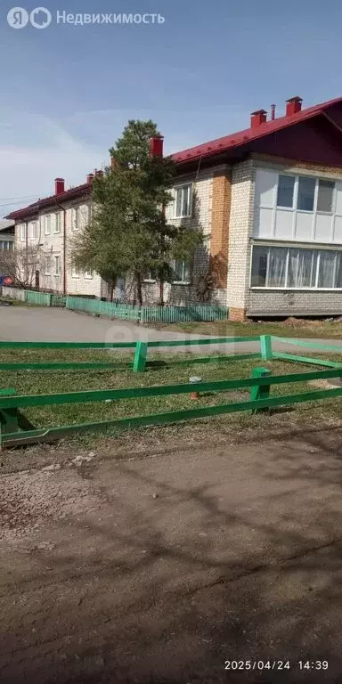 3-комнатная квартира: село Казанское, Октябрьская улица, 14 (59.4 м) - Фото 0