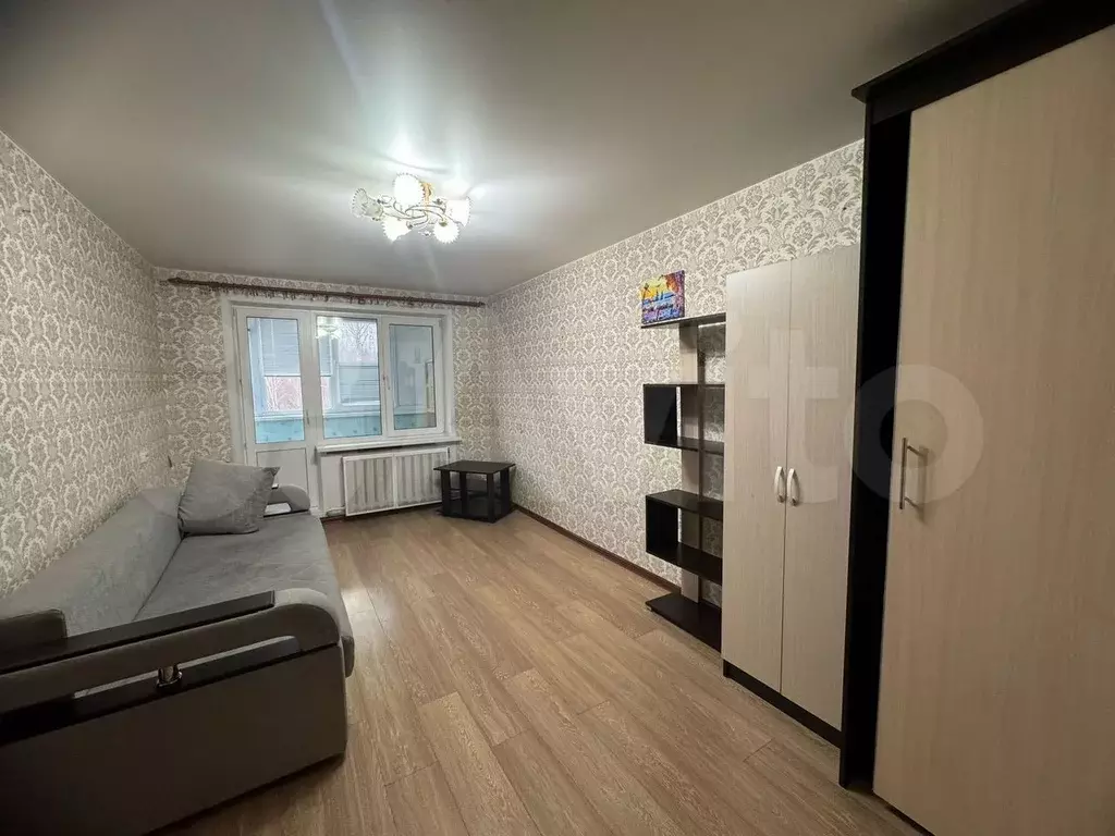 1-к. квартира, 35 м, 3/3 эт. - Фото 0