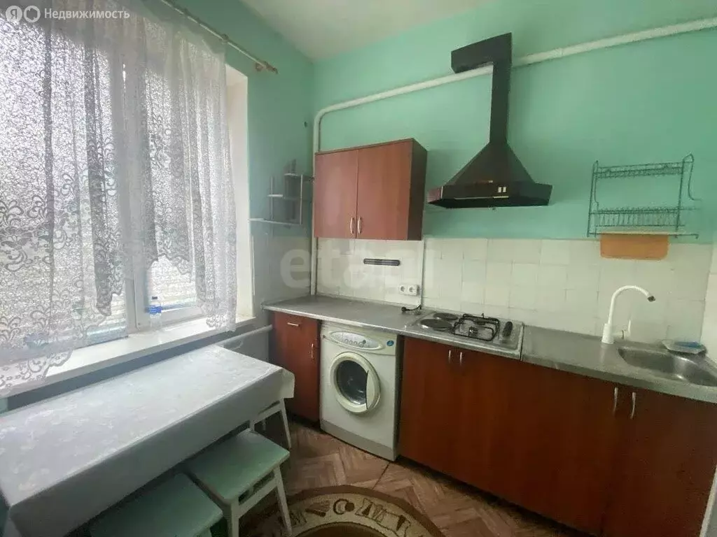 2-комнатная квартира: Симферополь, переулок Шаталова, 10 (60 м) - Фото 2