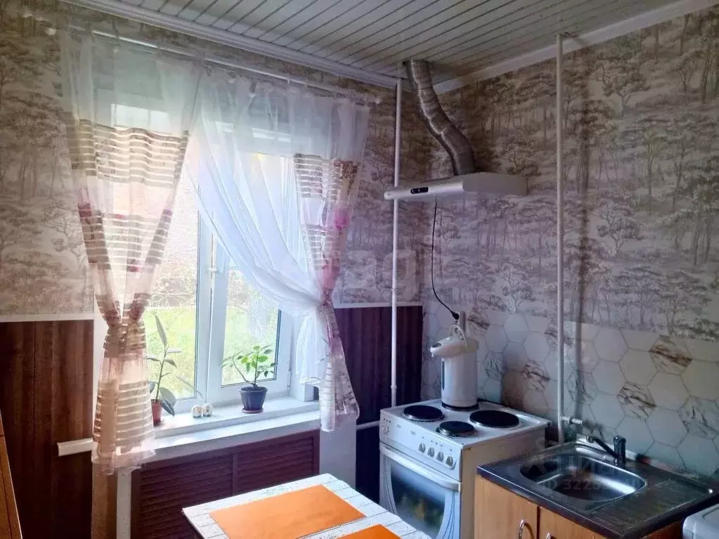 2-к кв. Архангельская область, Коряжма ул. Имени М.Х. Сафьяна, 4 (61.6 ... - Фото 1