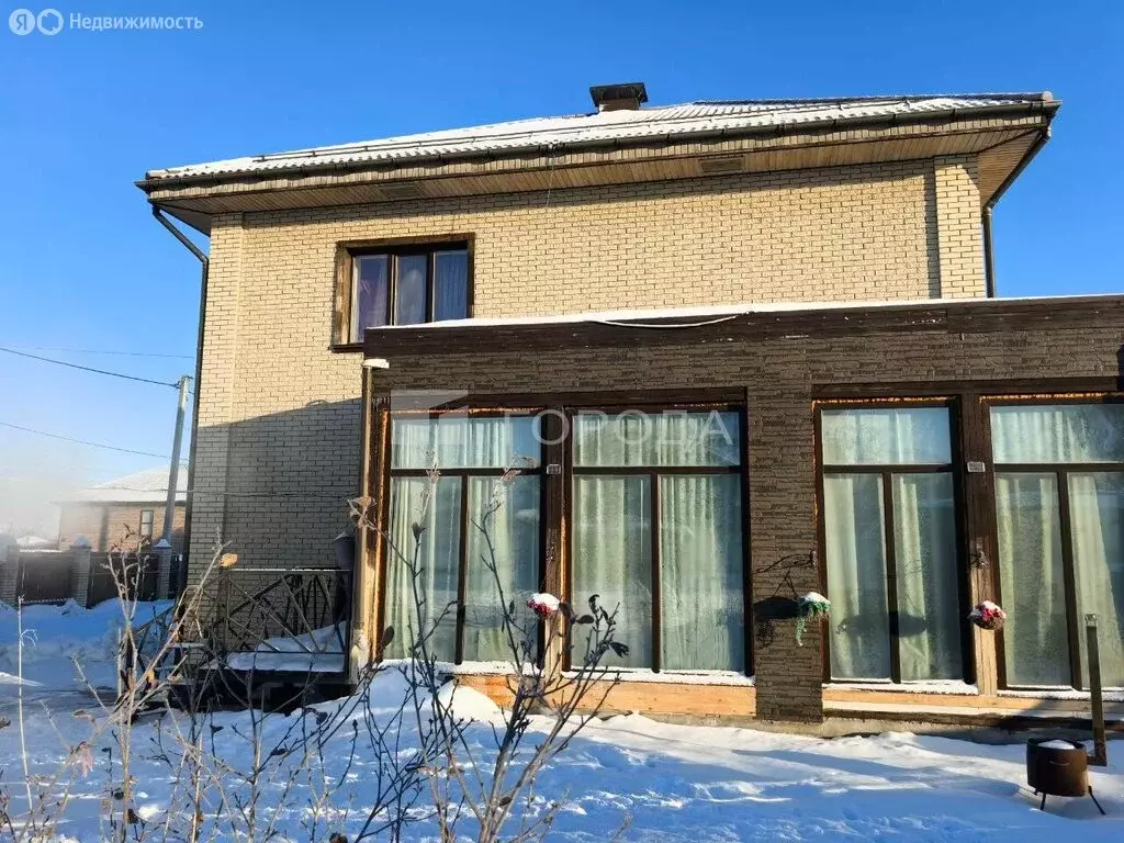 Дом в Садовый, Красивая улица (182 м) - Фото 1