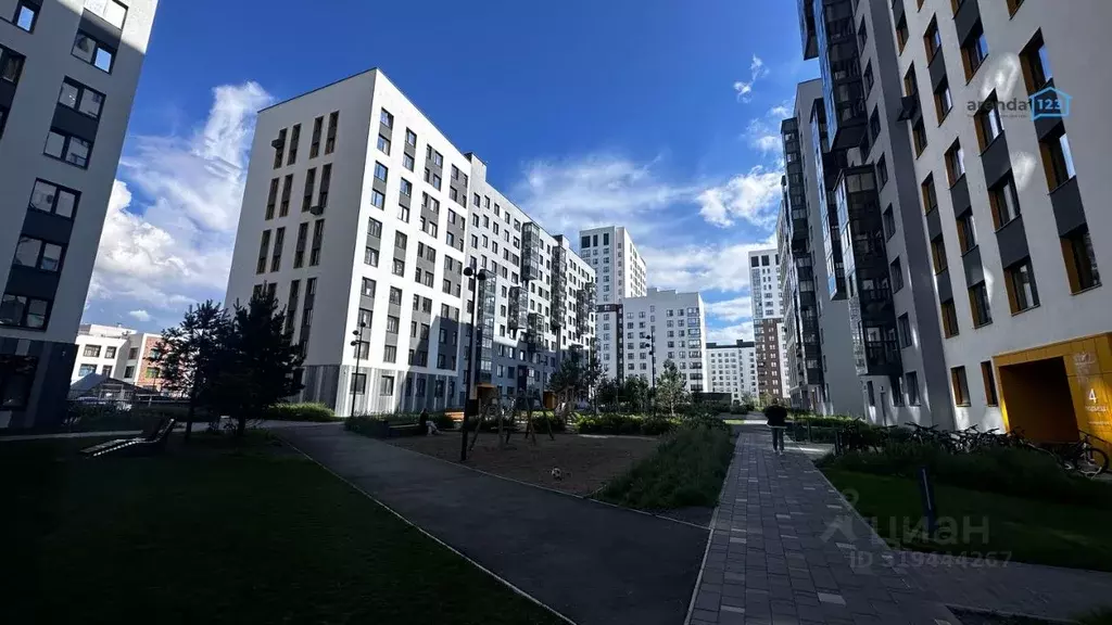 1-к кв. Свердловская область, Екатеринбург ул. Чемпионов, 15 (36.0 м) - Фото 0