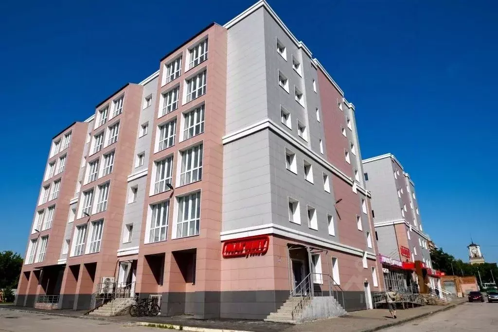 1-к кв. Омская область, Омск Октябрьская ул., 87 (39.6 м) - Фото 0