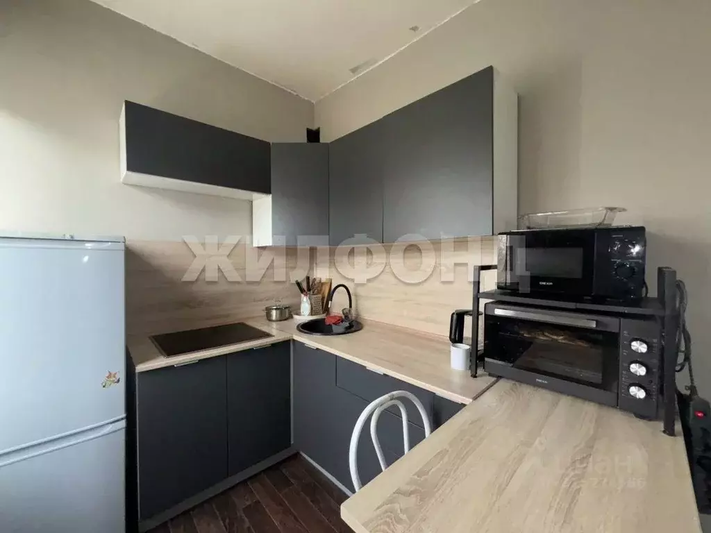 3-к кв. Иркутская область, Иркутск ул. Авиастроителей, 59 (60.0 м) - Фото 1
