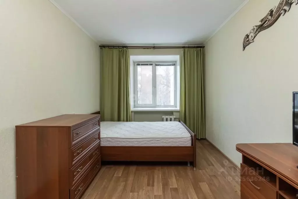 4-к кв. Тюменская область, Тюмень ул. Седова, 19 (70.0 м) - Фото 2