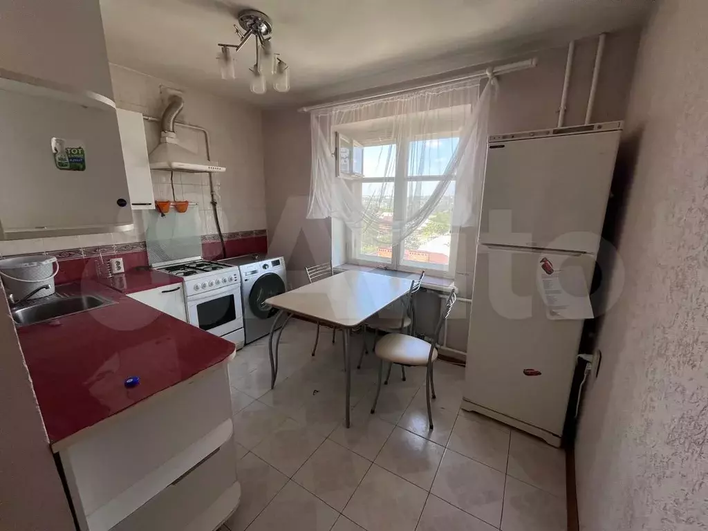 3-к. квартира, 90 м, 4/10 эт. - Фото 0