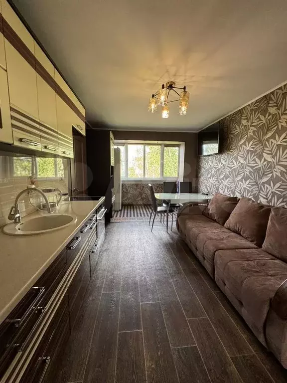 2-к. квартира, 47 м, 5/5 эт. - Фото 1