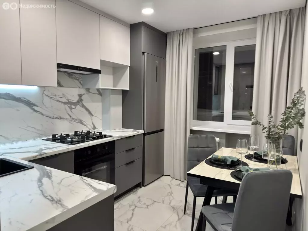 3-комнатная квартира: Киров, улица Красина, 7 (61.1 м) - Фото 1