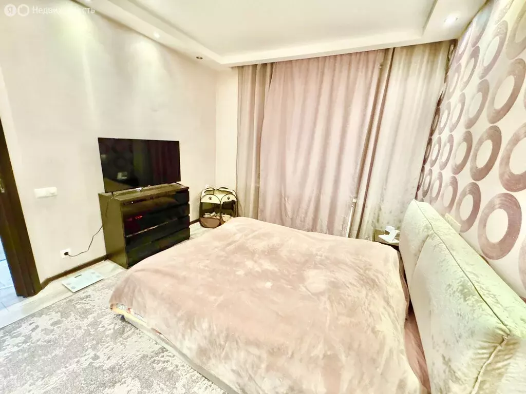 1-комнатная квартира: Саратов, улица имени А.Н. Радищева, 4/6 (43 м) - Фото 1