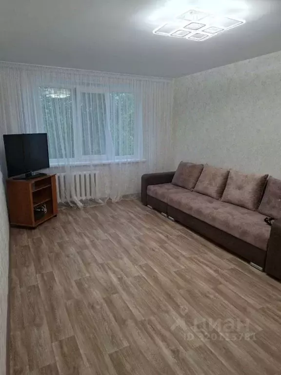 3-к кв. Татарстан, Нижнекамск ул. Кайманова, 18 (60.0 м) - Фото 0