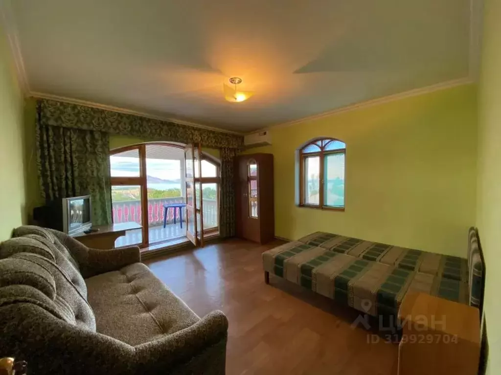 3-к кв. Крым, Феодосия муниципальный округ, Коктебель пгт ул. ... - Фото 1