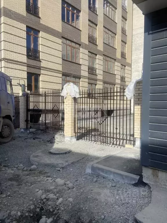 2-к кв. Северная Осетия, Владикавказ ул. Астана Кесаева, 44 (67.2 м) - Фото 0