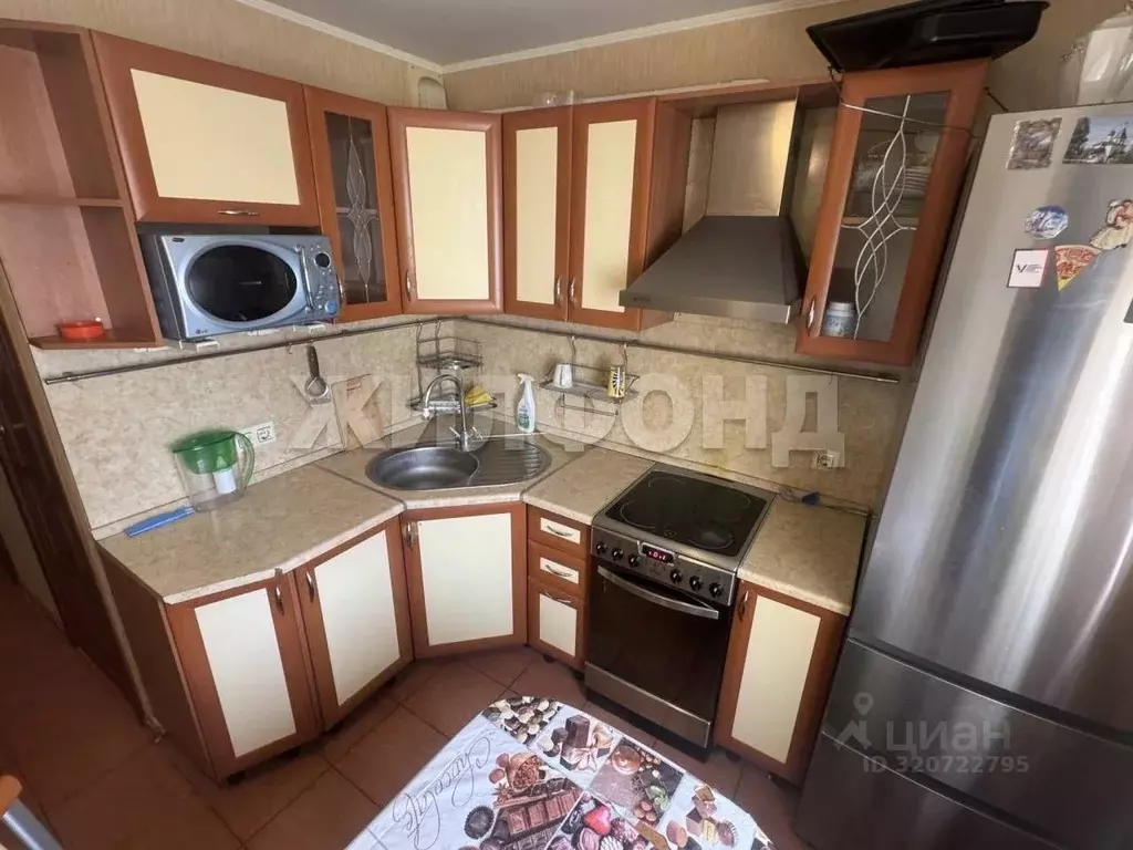 3-к кв. Ханты-Мансийский АО, Нефтеюганск 16а мкр, 78 (65.0 м) - Фото 1