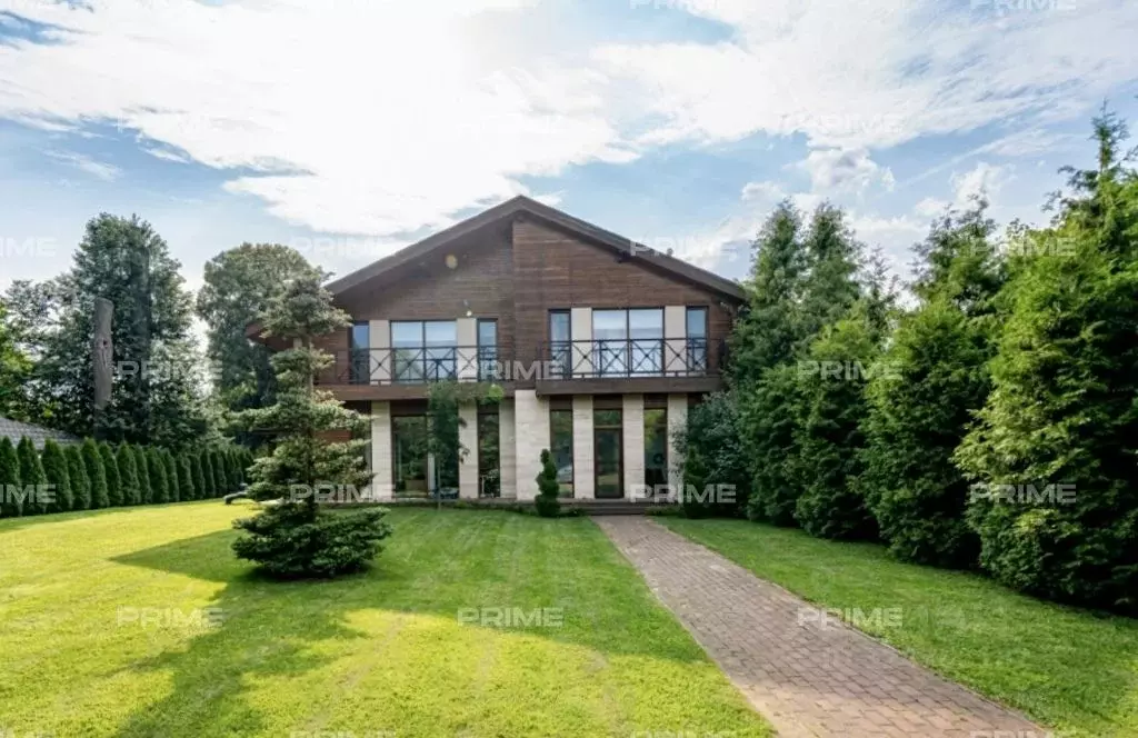 Коттедж в Московская область, Одинцовский городской округ, с. ... - Фото 1