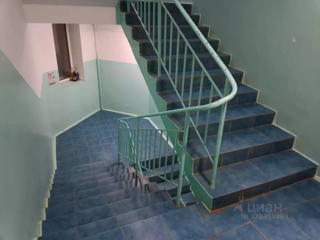 2-к кв. Саха (Якутия), Якутск ул. Петровского, 25/2 (75.0 м) - Фото 2