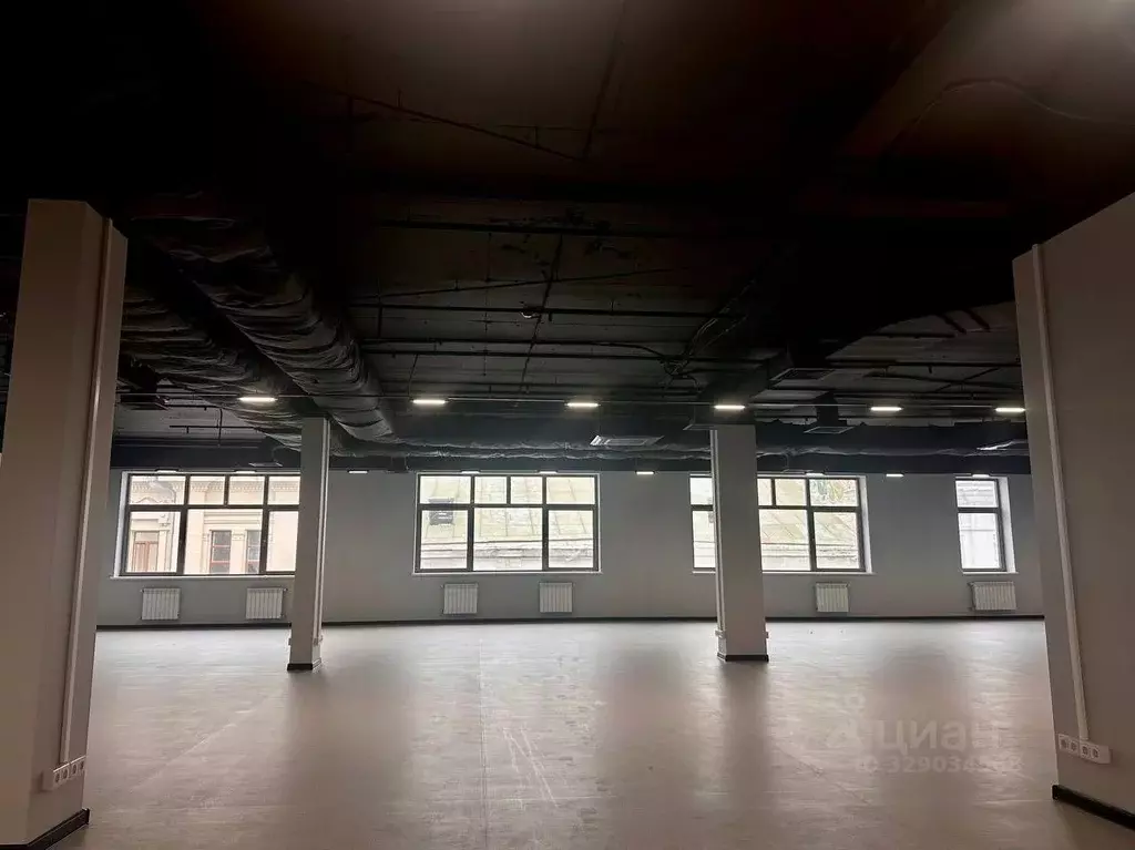 Офис в Татарстан, Казань ул. Баумана, 44/8 (500 м) - Фото 1