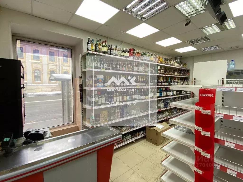 Помещение свободного назначения в Санкт-Петербург 1-я Васильевского ... - Фото 1