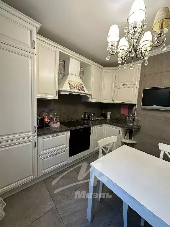 Продается 2-комнатная квартира - Фото 1