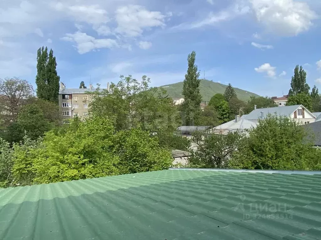 Дом в Ставропольский край, Пятигорск Железнодорожная ул. (496 м) - Фото 1
