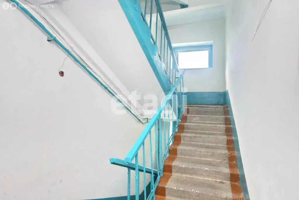 3-комнатная квартира: Заводоуковск, Первомайская улица, 5 (61.4 м) - Фото 1