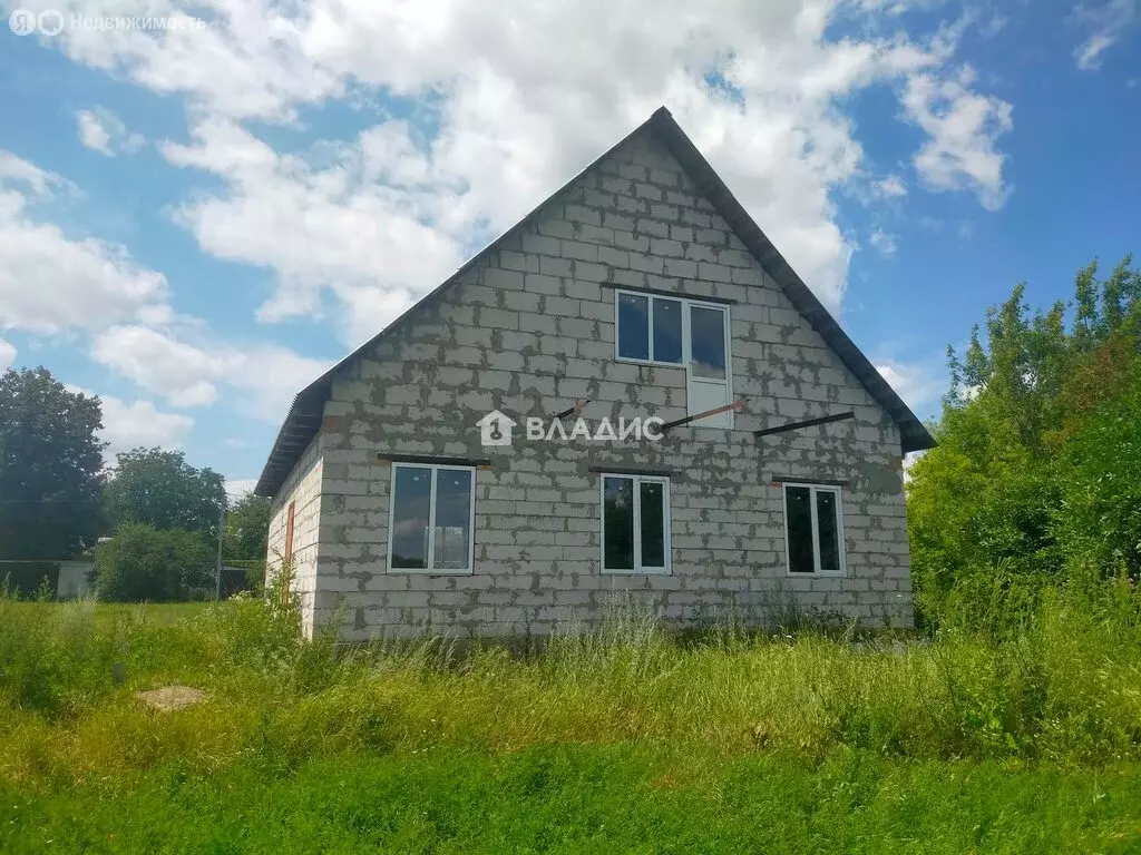 Дом в Белгородская область, Корочанский муниципальный округ, село ... - Фото 1
