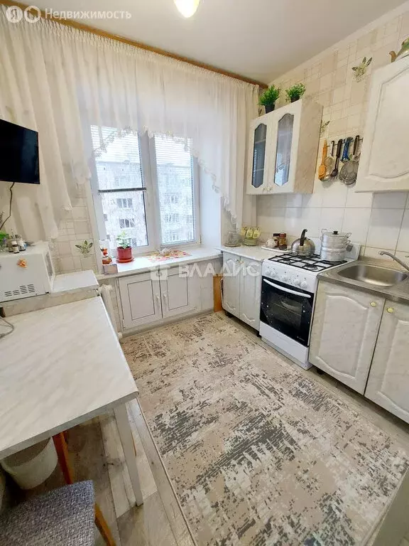 2-комнатная квартира: Октябрьский, 25-й микрорайон, 22 (44.6 м) - Фото 1