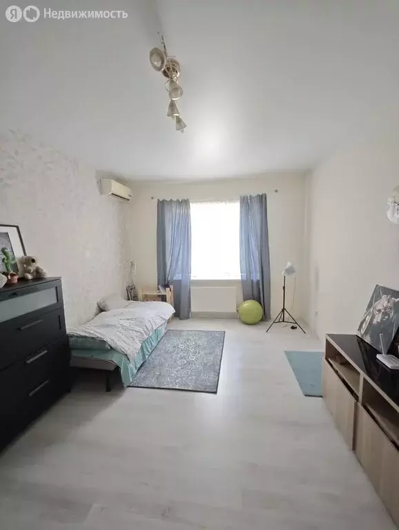 1-комнатная квартира: Яблоновский, улица Кобцевой, 1к3 (40 м) - Фото 1