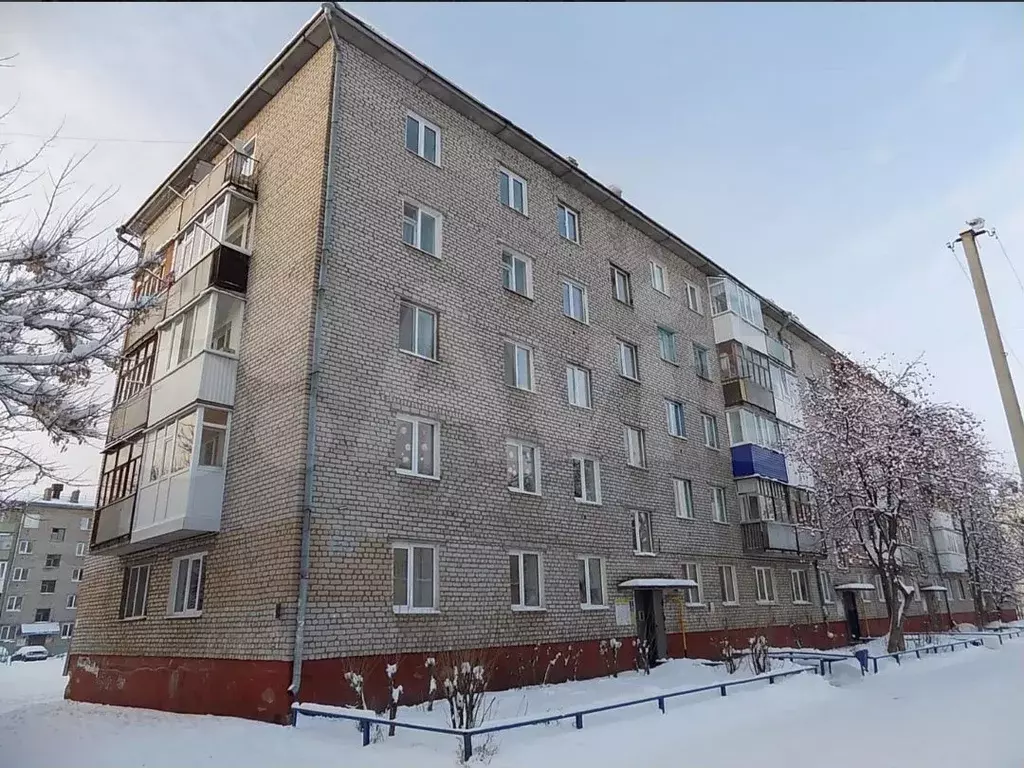 3-к. квартира, 60 м, 1/5 эт. - Фото 0