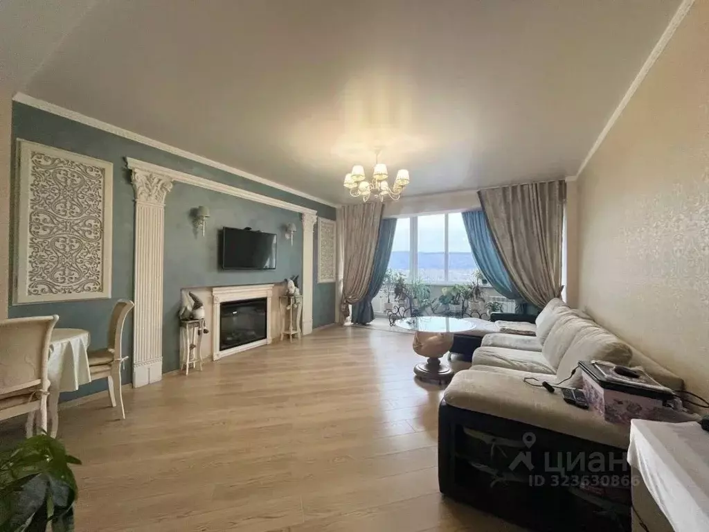 3-к кв. Кемеровская область, Новокузнецк Транспортная ул., 93Б (97.5 ... - Фото 1